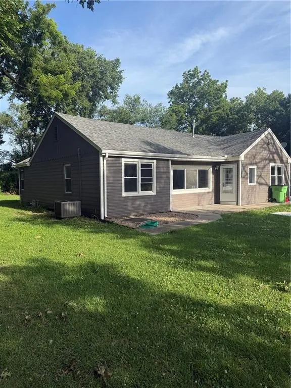 1234 S Willow ST, Ottawa, KS 66067