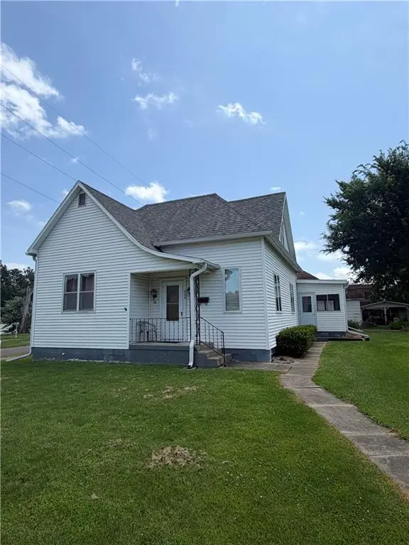 424 N Kansas AVE, Marceline, MO 64658