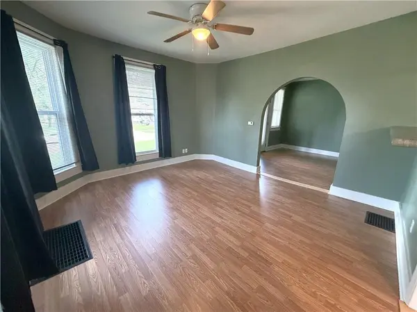 1304 Jackson ST, Chillicothe, MO 64601