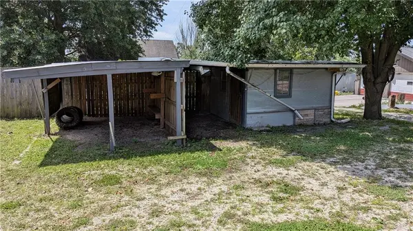 710 Locust ST, Pleasant Hill, MO 64080