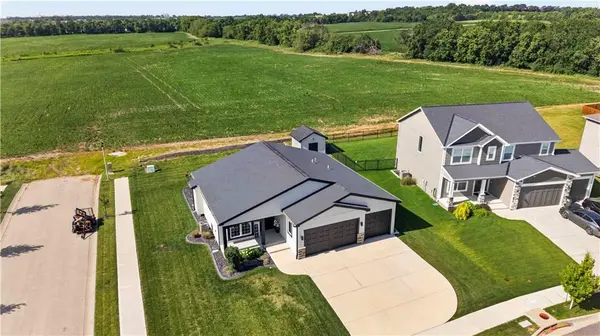 31757 W 168th CT, Gardner, KS 66030