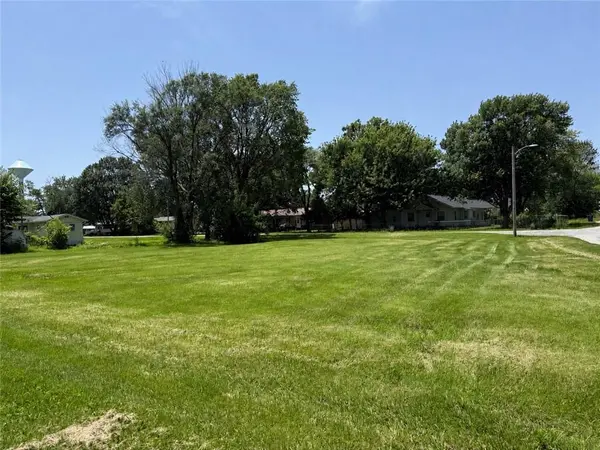 125 S Oak Haven DR, Richmond, KS 66080
