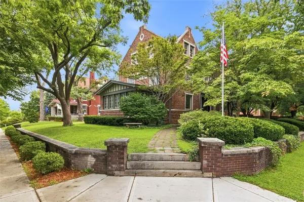 3681 Madison AVE, Kansas City, MO 64111