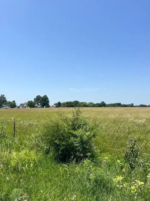 0005 Switzer RD, Louisburg, KS 66053