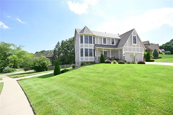 6100 N Cypress AVE, Kansas City, MO 64119