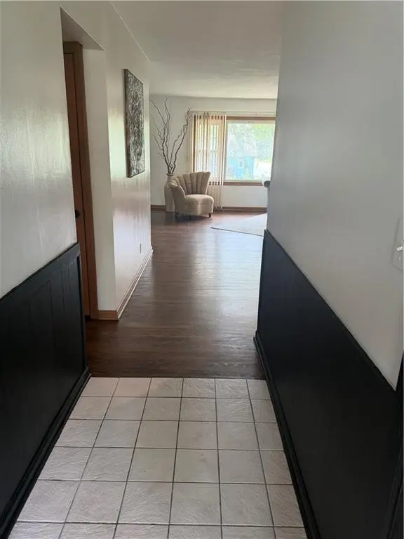 8304 Willow WAY, Raytown, MO 64138