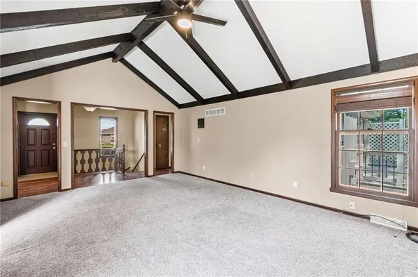 1008 SW 23rd ST, Blue Springs, MO 64015