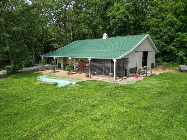 2163 E 500 RD, Lecompton, KS 66050