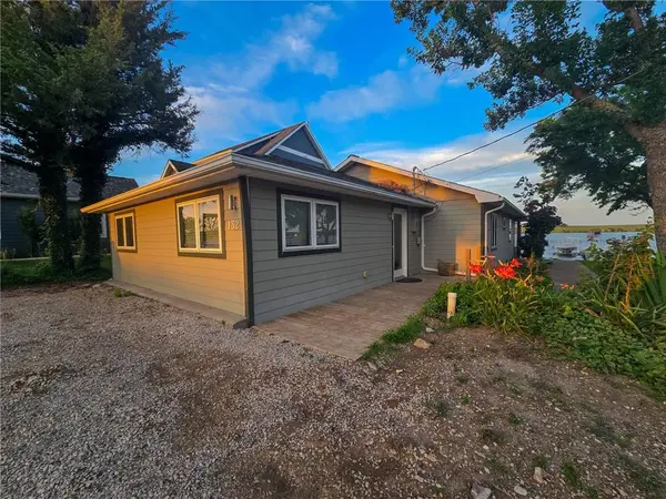 132 Kahola RD, Council Grove, KS 66846
