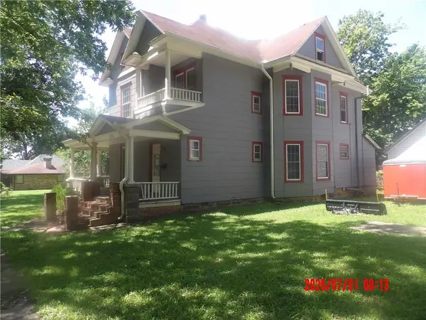 824 North ST, Iola, KS 66749
