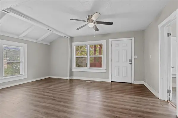 432 Blue Ridge BLVD, Kansas City, MO 64125