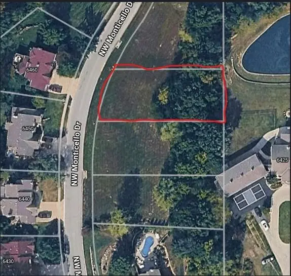 6444 NW Monticello DR, Parkville, MO 64152
