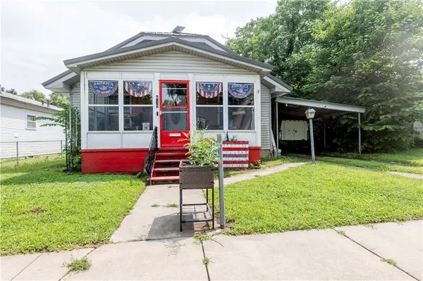 819 E Poplar ST, Independence, KS 67301