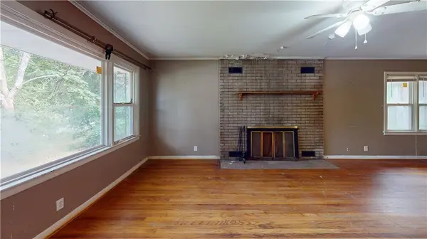 811 S Main ST, Nevada, MO 64772