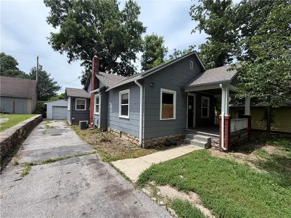 206 S Hardy AVE, Independence, MO 64053
