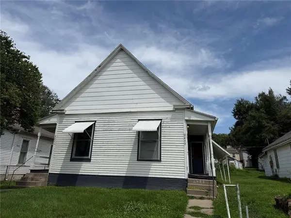 2431-33 S 11 ST, St Joseph, MO 64503