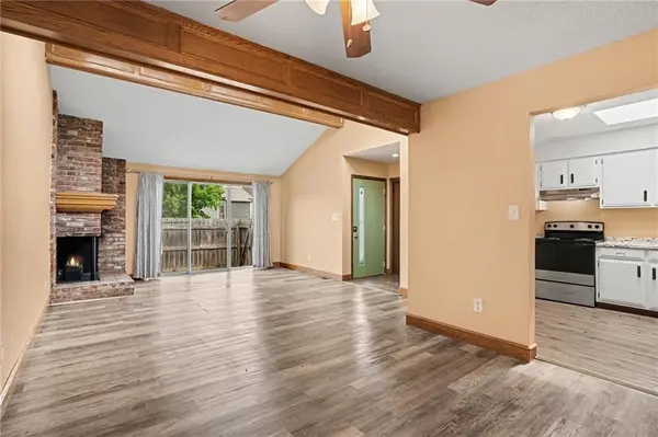 11321 Calico DR, Kansas City, MO 64137