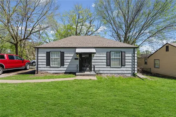 7622 Sni -A- Bar RD, Kansas City, MO 64129