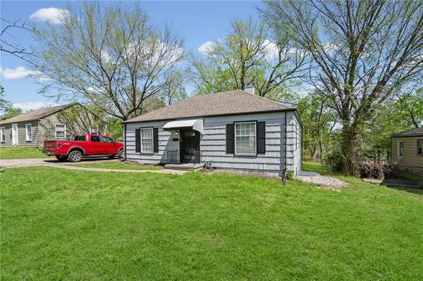 7622 Sni -A- Bar RD, Kansas City, MO 64129