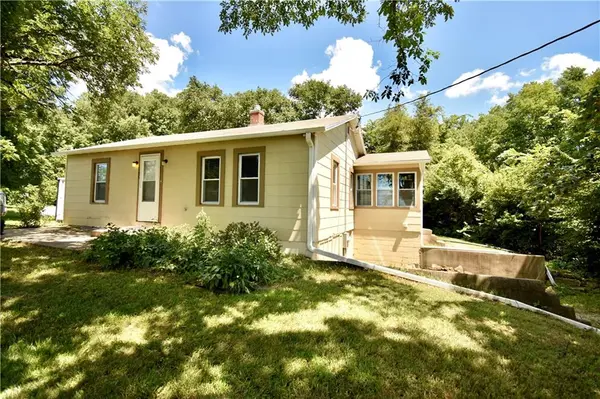 3105 B HWY, Liberty, MO 64068