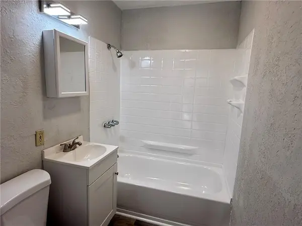 4324 Myrtle AVE, Kansas City, MO 64130