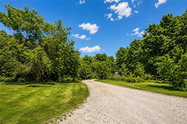 1210 Waters RD, Stella, MO 64867