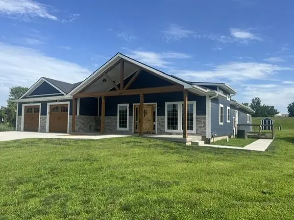 203 N Birch ST, Savannah, MO 64485