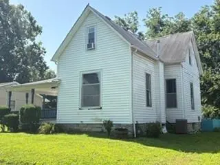 909 W 10th ST, Sedalia, MO 65301