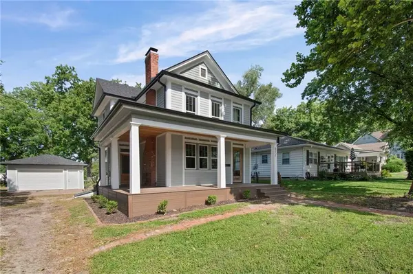 611 S Main ST, Clinton, MO 64735