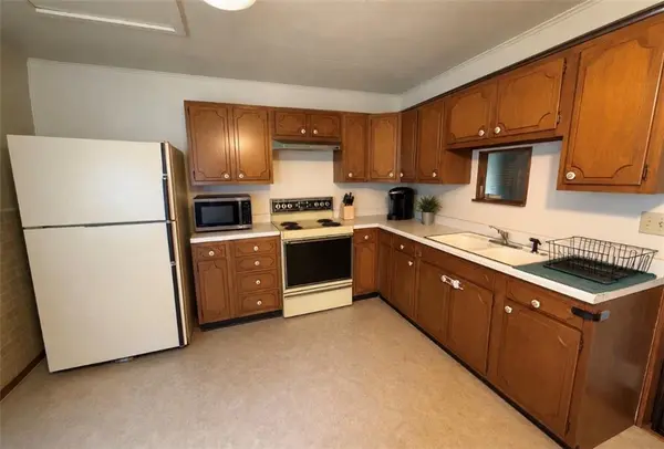 215 S Frederick ST, Maryville, MO 64468