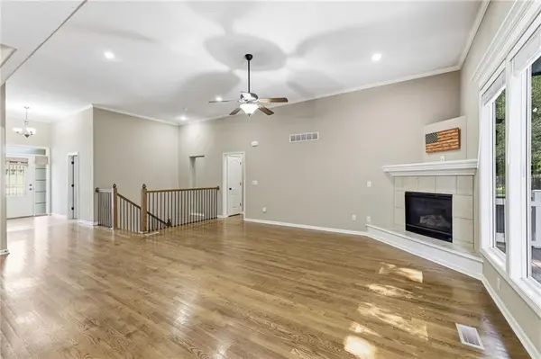 497 S 137th PL, Bonner Springs, KS 66012
