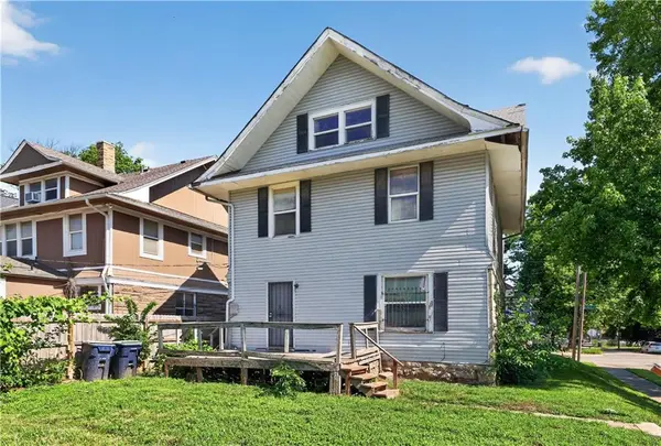 2019 E 35th ST, Kansas City, MO 64109