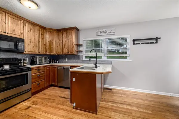 2803 N 109 ST, Kansas City, KS 66109