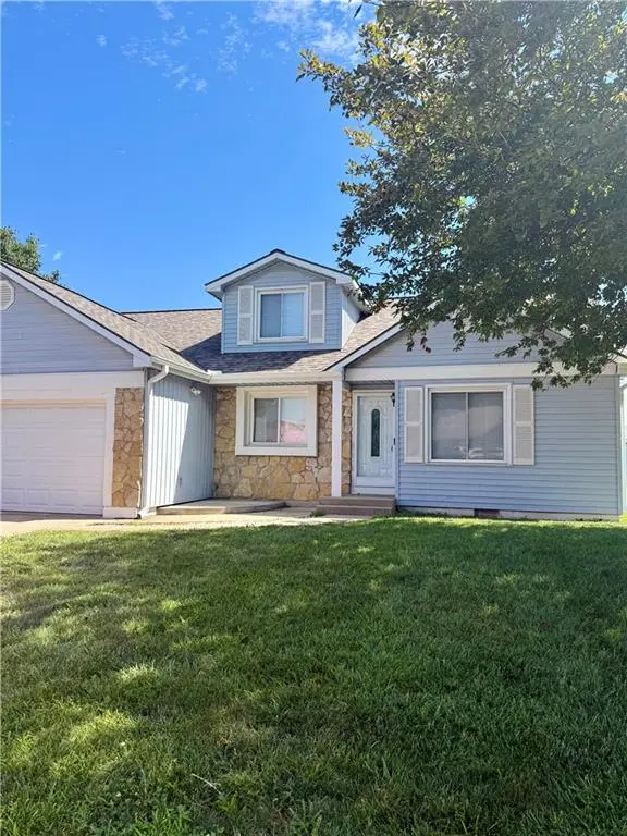 510 Shawn Crest LN, Richmond, MO 64085