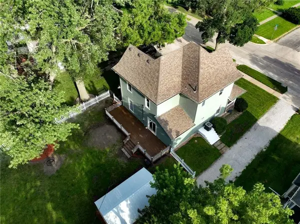 416 Miami ST, Hiawatha, KS 66434