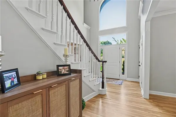 4110 W 110TH ST, Leawood, KS 66211