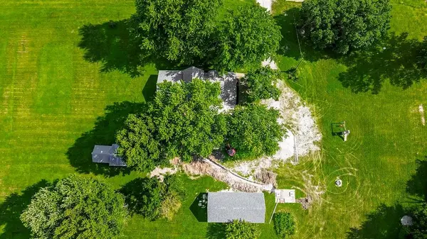 10240 NW State Route 18 HWY, Amsterdam, MO 64723