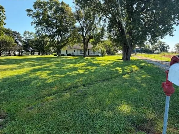 2281 215th ST, Fort Scott, KS 66701