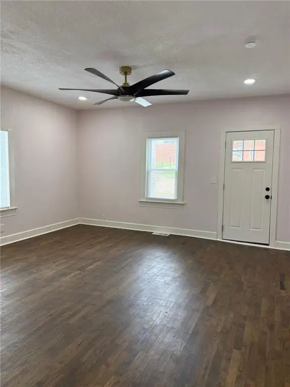 415 S 20th ST, Lexington, MO 64067