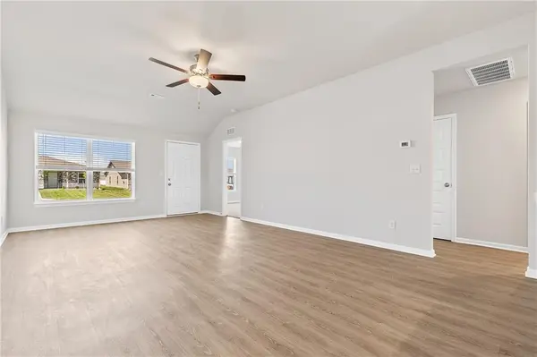 37585 W 209th ST, Edgerton, KS 66021