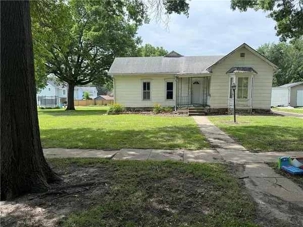 1115 Virginia ST, Sabetha, KS 66534