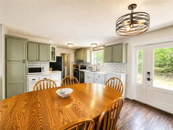 594 Redbud Ln LN, Gravois Mills, MO 65037