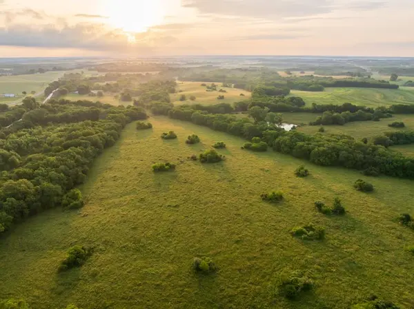 000 SE Oliver RD, Cowgill, MO 64637