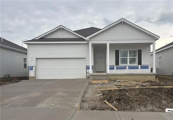 25254 W 177th TER, Gardner, KS 66030
