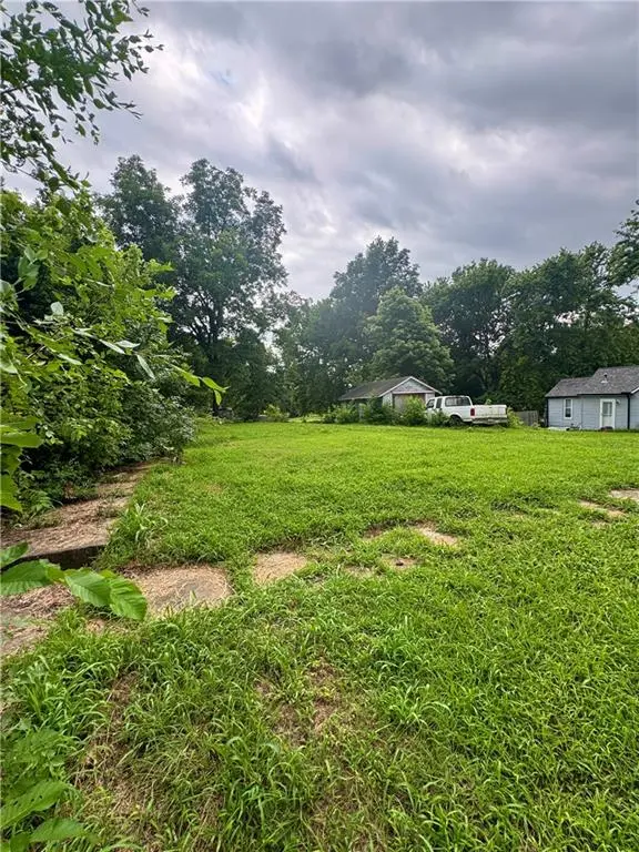 207 W 6th ST, Urich, MO 64788