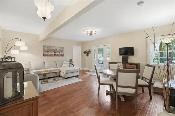 173 Fascination LN, Linn Valley, KS 66040