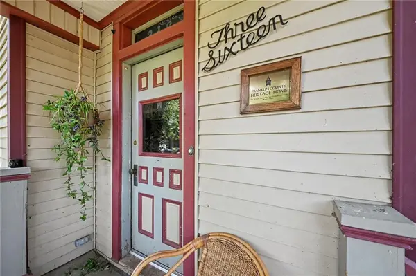 316 S Maple ST, Ottawa, KS 66067