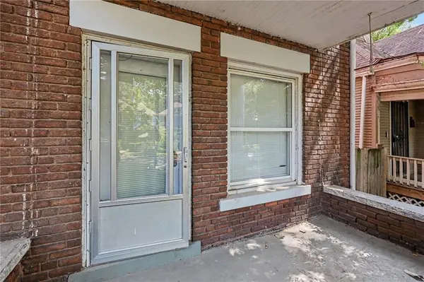 3214 E 11th ST, Kansas City, MO 64127
