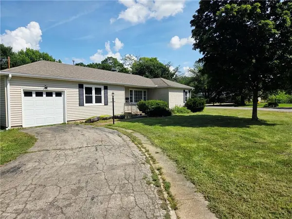 1351 Marblecrest DR, Fort Scott, KS 66701