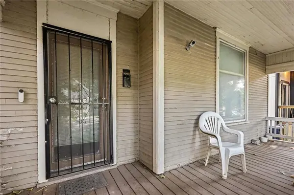 3220 E 11th ST, Kansas City, MO 64127